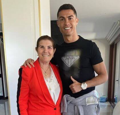 Dolores Aveiro with her son Cristiano Ronaldo.